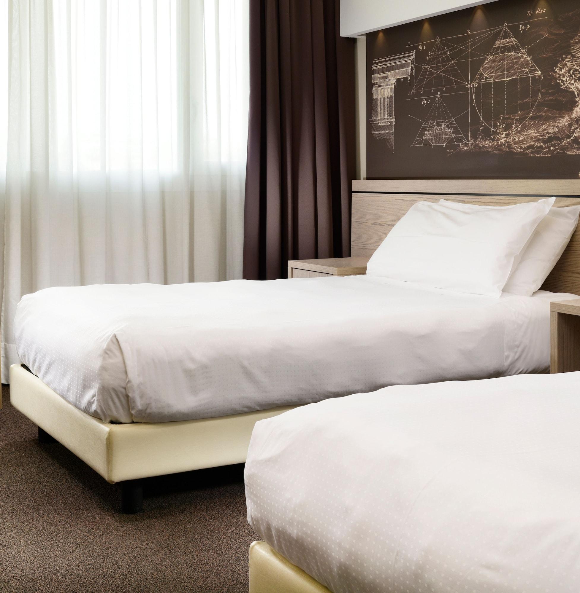 Una Hotels Bologna San Lazzaro Сан-Лаццаро-ді-Савена Екстер'єр фото