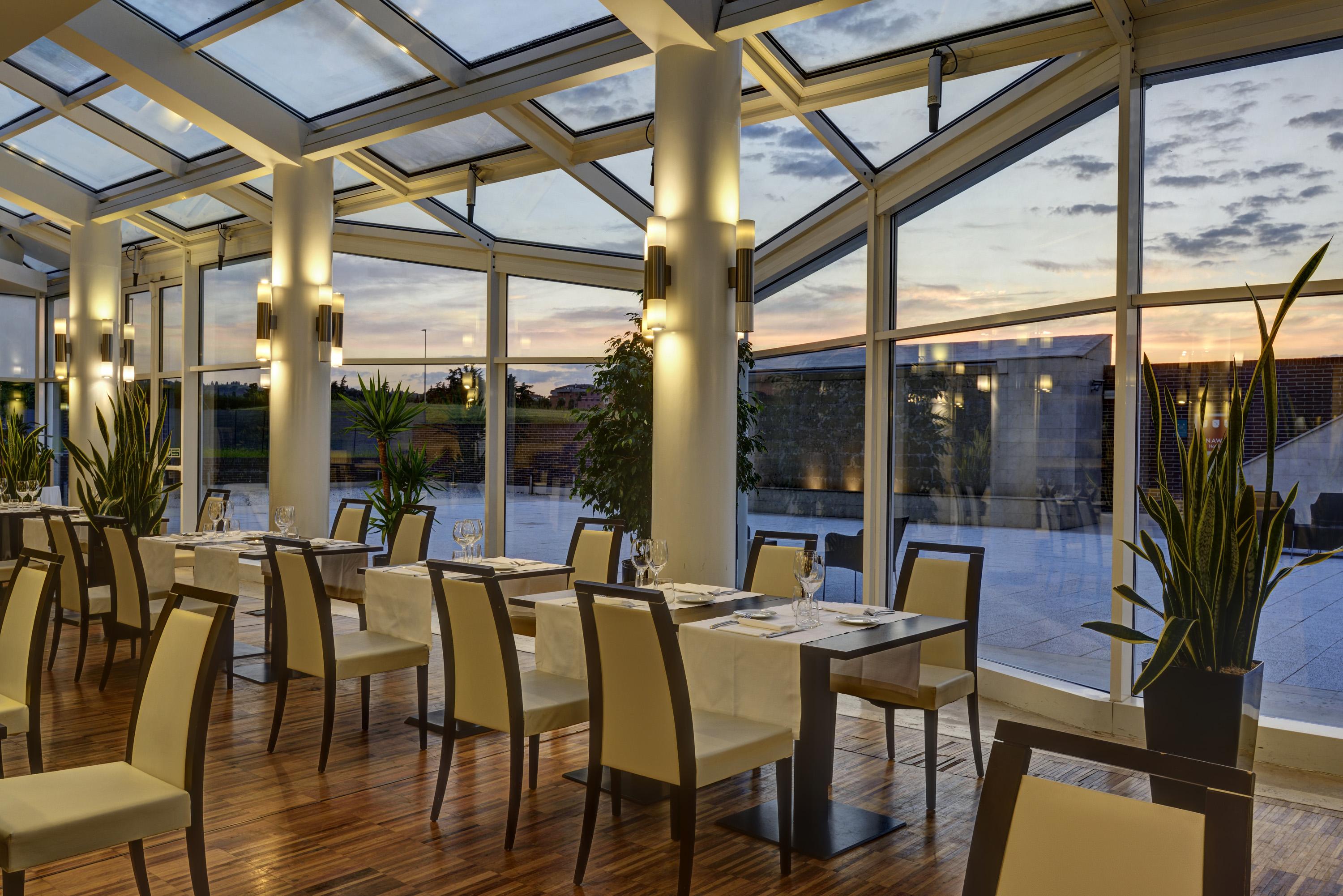 Una Hotels Bologna San Lazzaro Сан-Лаццаро-ді-Савена Екстер'єр фото